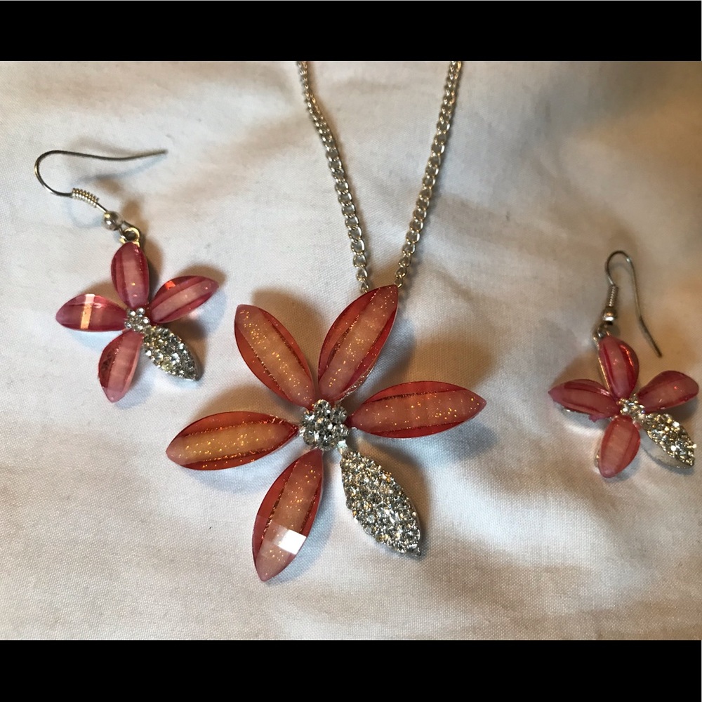 Floral necklace and earrings